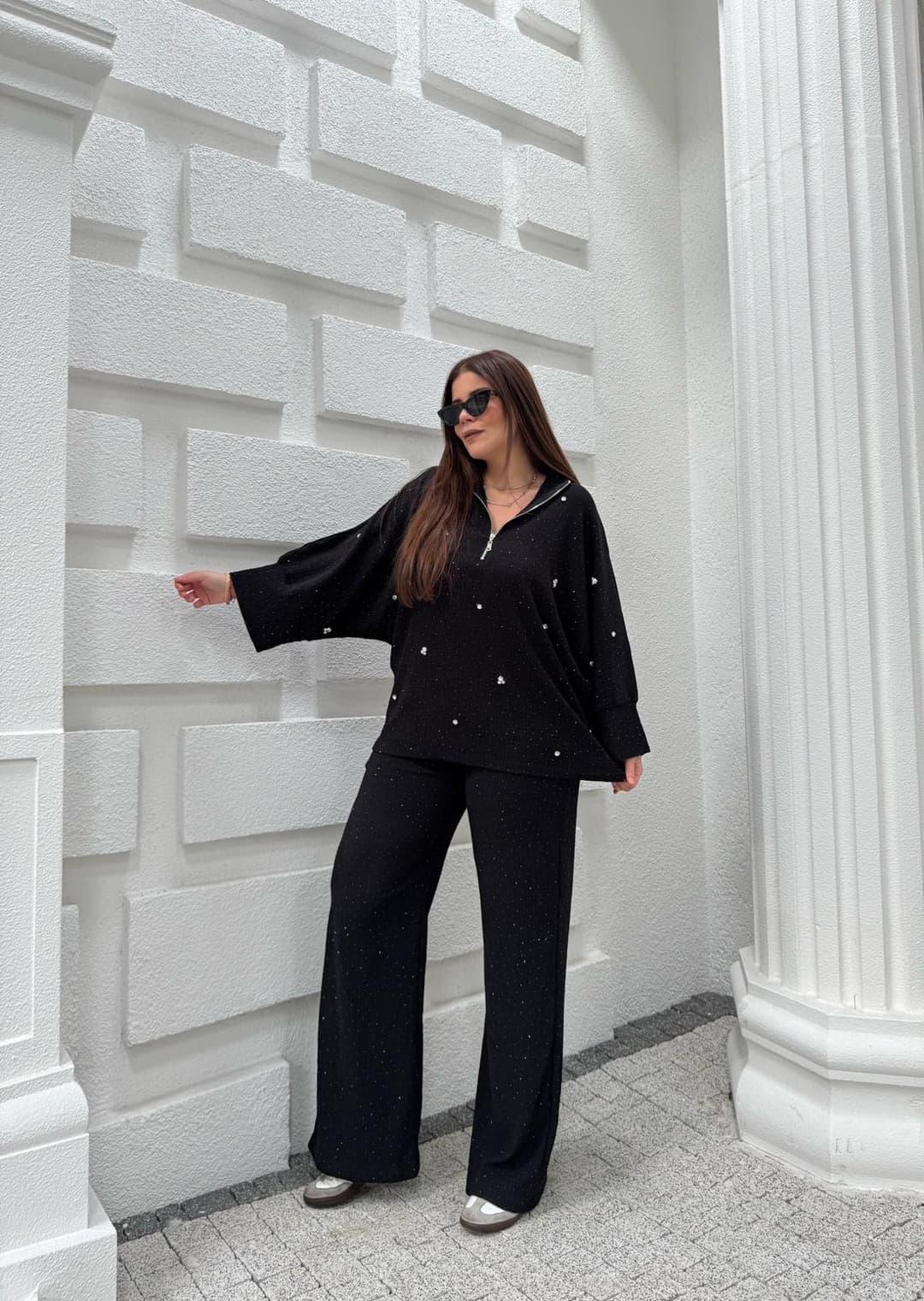 در فروشگاه Özde Karacan، لباس‌هایی یافت می‌شود که به کمد لباس شما جان تازه‌ای می‌بخشند!